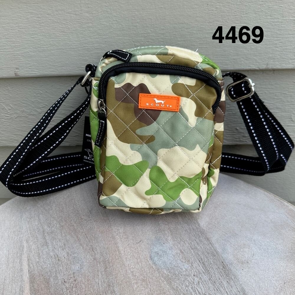 SCOUT Quilted Camouflage Crossbody Bag Green Camo Small Utility Travel Pouch NEW